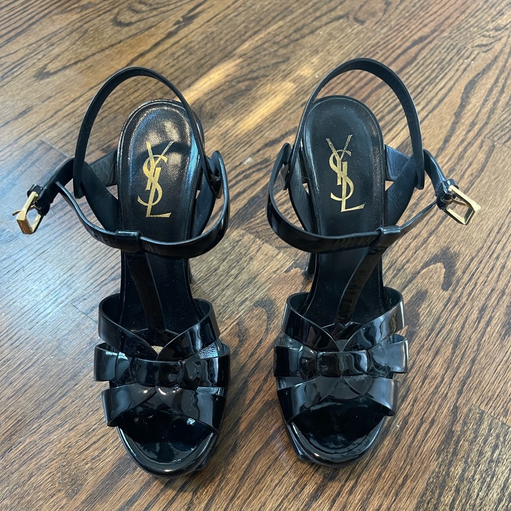 Saint Laurent Tribute 120 Leather Sandals